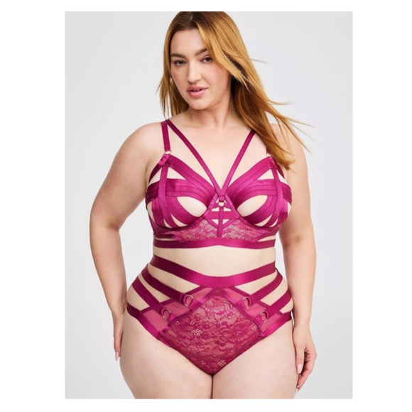 TORRID Strappy Vixen Bra Berry Blend Size 4X - Picture 3 of 12